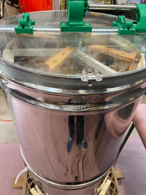 Honey Spinning